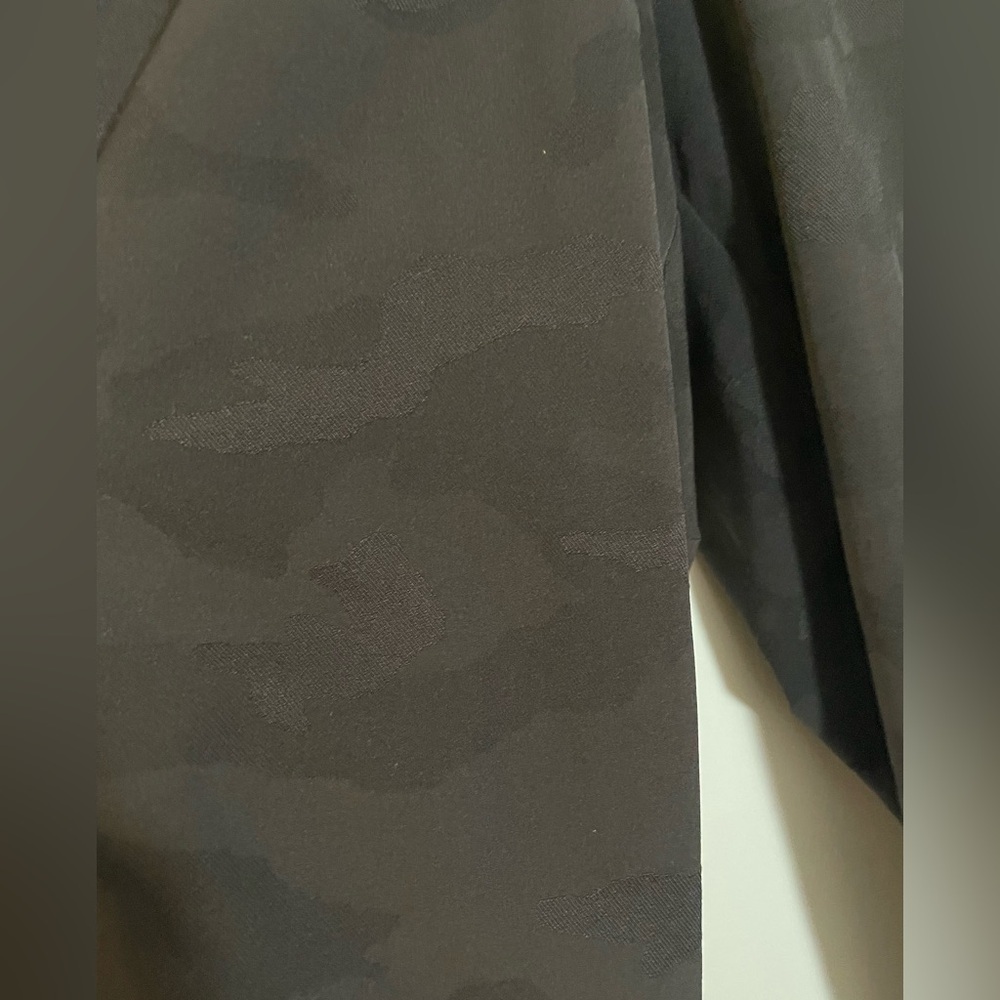 Athleta Brooklyn Textured Black Camo Jogger Size 2 Petite Lightweight Travel - Picture 9 of 11
